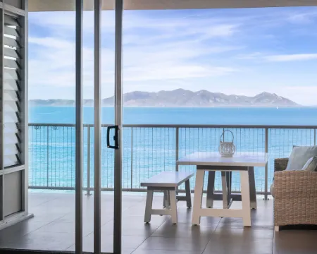 Grand Mercure Apartments Magnetic Island Hotels in Nelly Bay