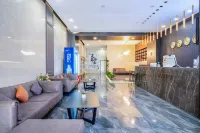 Fei Fan · Century Hotel (Jiaozuo University of Technology)