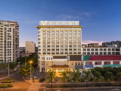 Vienna Hotel （Danzhou Baimajing Store） Hotels in Danzhou