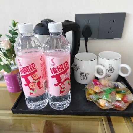 Baifeng Hotel