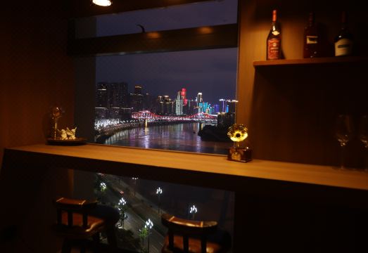 Qianwanjia 리버뷰