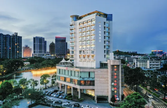 中山東方海悦酒店（興中廣場華髮商都店）