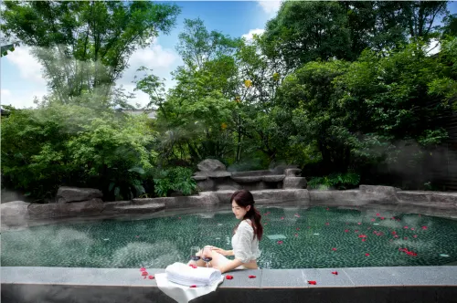 Emeishan Ximan Light and Elegant Resort Hotel