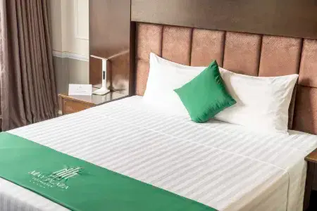 May Plaza Hotel