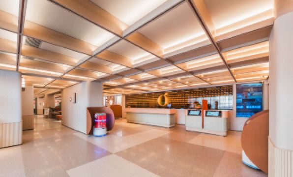 Orange Hotel (Guilin Two Rivers and Four Lakes, Elephant Trunk Hill)