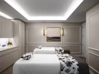 Waldorf Astoria Washington DC Hotels near FBI Headquarters