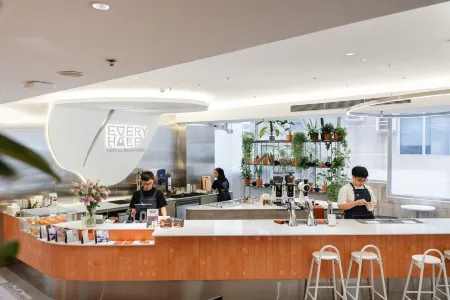 M Village Hotel Tao Dan Park Отели рядом с достопримечательностью «Dong Khoi Street»