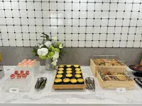 Country Inn & Suites By Radisson Leizhou Xihu Wuheng Road Store - breakfast