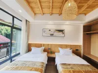 Guangde Fengxiangle Farm Stay (Jishan Bamboo Sea Scenic Area) - Balkoner