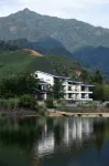 Floral Lux Hotel · Luxury and Freedom, One Flavor Tea Manor Hotel