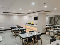 Homeinn Pebble Hotel (Nanjing South Railway Station) - فطور