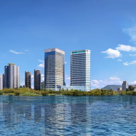 Four Points by Sheraton Dali Erhai Hotel