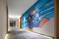 Dragon Cat Elf Hotel (People's Hospital Subway Station Branch)