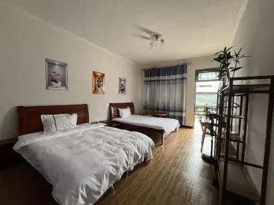 Kaiyang Pusu Homestay Hotels near Qinglongshili Gallery