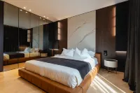Green Park Penthouse Suite & Pool Hotels in Capurso