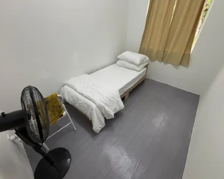 Oryza Panthera Cottage Hotel di Api-Api