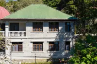 Lushan Villas Hotel Hotel dekat Zhouyu Point Set Platform