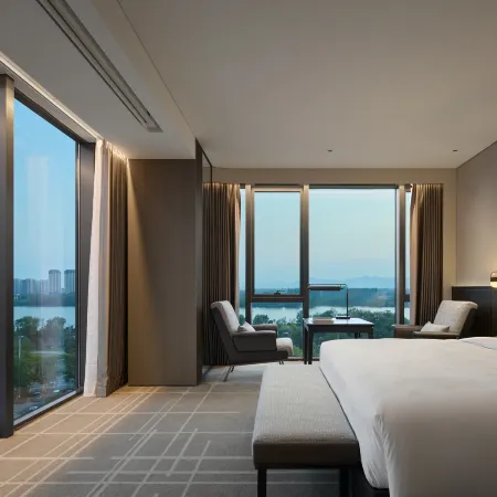 LIYU LAKE INTERNATIONAL HOTEL