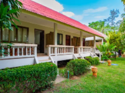 Lanta Beachfront Resort Hotels near Khlong Khong Beach