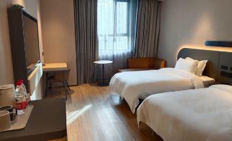 Qiangtang Hotel