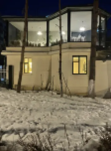 Youwo Hostel Hotels near Hualin Park