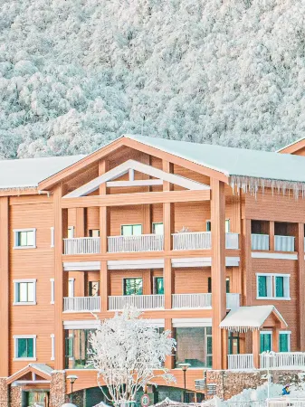 Yingxue Hotel Отели рядом с достопримечательностью «Xiling Snow Mountain»