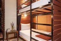 The Beachfront Hostel Các khách sạn gần Chaweng Walking Street