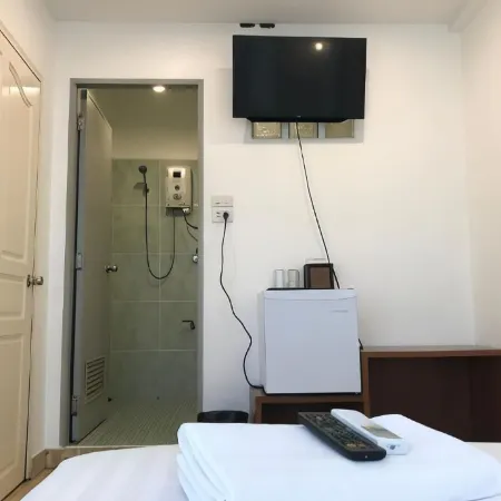 Jellyfish Hostel