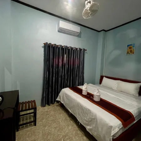 Smile Guesthouse VangVieng