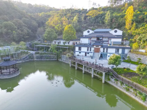 Shiyan Bijingyuan Villa