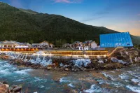 Kangding Yagulinka Hot Spring Hotel Hotels in Zhonggu Village/Mugecuo