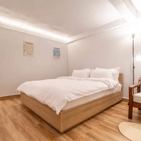 Cozy Corner Bangpho Отели рядом с достопримечательностью «Станция метро Tao Poon»