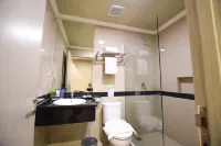 Grand Paragon Hotel Các khách sạn gần Phố người Hoa