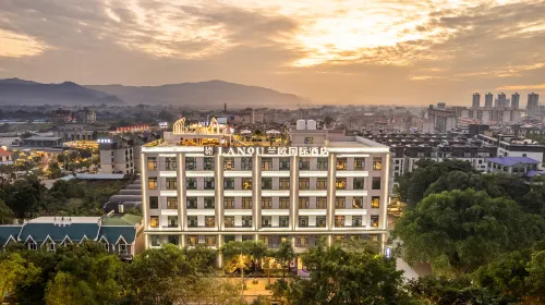 Rililanou International Hotel