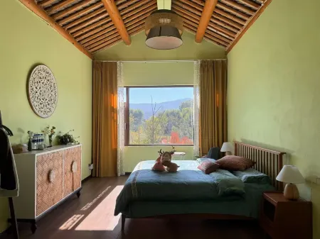 Lvye Homestay (Yujinqiao Branch, Shaxi Ancient Town)