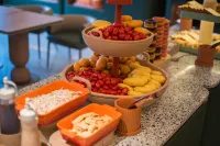 Orange Hotel (Weihai Weigao Plaza Xingfumen Branch) - พร้อมอาหารเช้า