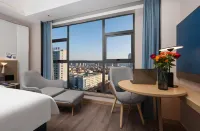 Kaiya Hotel (Changsha Yuelu District Meixi Lake East Subway Station) - pemandangan pegunungan