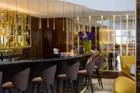 VIP Executive Suites do Marques Hotel - バー
