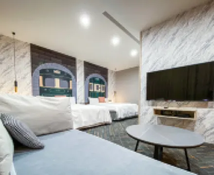 Hotel Jiji Plus Hôtels à proximité de : Gare de Jiji