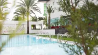 Port Elche - piscina