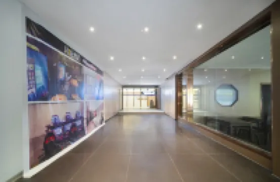 Weikai Esports Hotel (Fuzhou Sanfang Qixiang Dongjiekou Subway Station Branch)