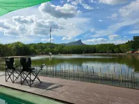 Aonang Riverside Home Hotel a 