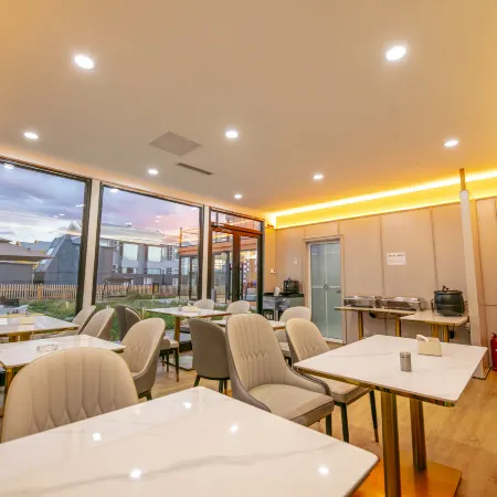 Hulunbuir Ergun Mumafeng Hotel (Heishantou)