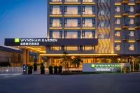 Wyndham Garden Shanghai Pudong Отели рядом с достопримечательностью «Shanghai Institute of Health Science Pudong New Area Branch»