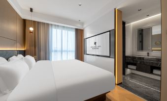 REZEN LONGUU Hotel (Sanmingbei High-Speed Railway Station Shaxian Airport)