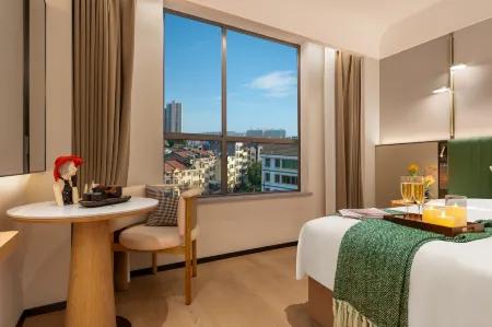 Jingyue Senhuxi Hotel