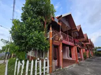Ruean Mai KhiangLe Songkhla Hotel in zona Tempio Wat Laem Pho