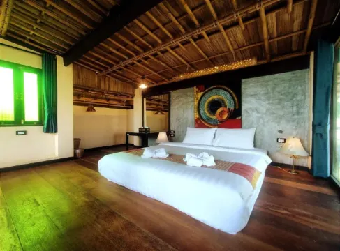 ห้องสวีทเตียงคิงไซส์พร้อมระเบียง