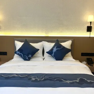 Home Inn Huayi Selected Hotel (Longyan Liancheng Guanzhishan Branch)
