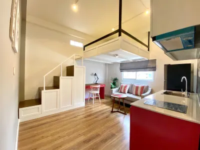 Signy House Hotel & Apartments Bach Dang River - Doan Nhu Hai Hotels in District 4